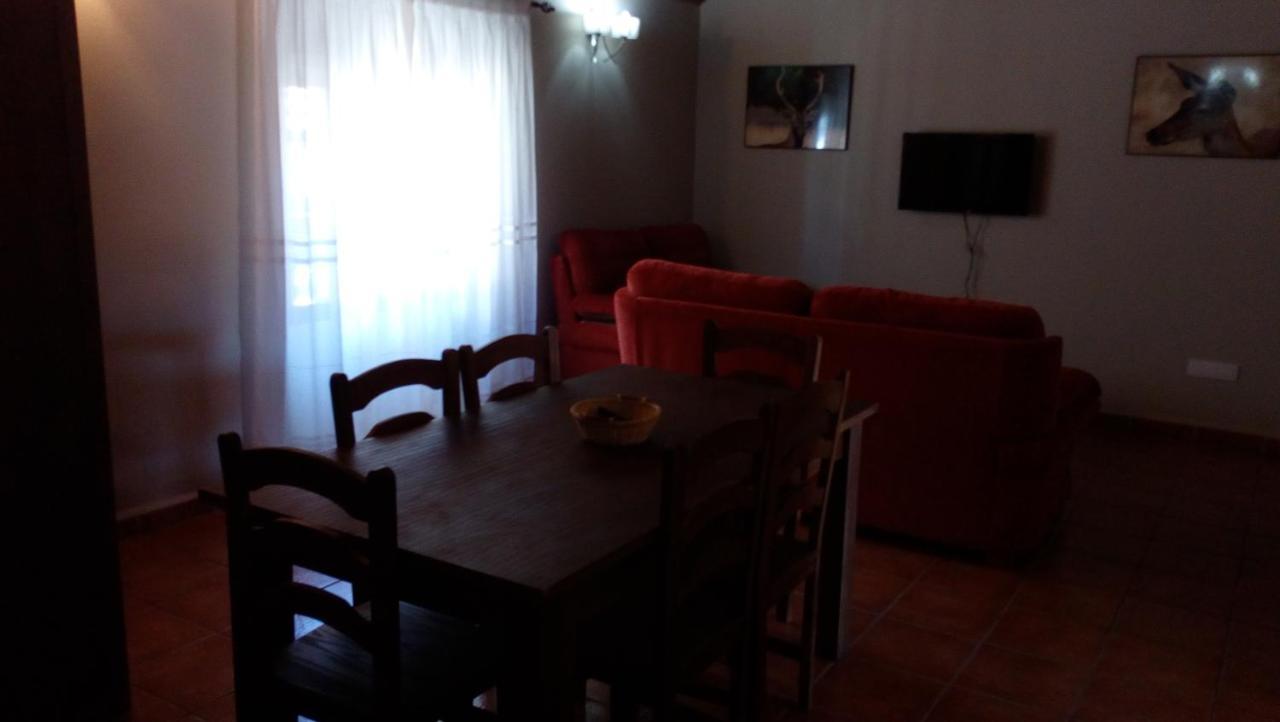 Apartamentos Rurales Casas De Los Maestros Talarrubias Kültér fotó
